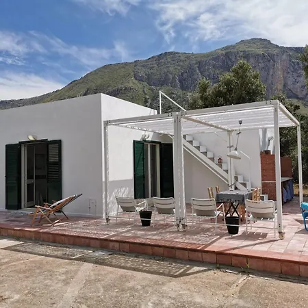 Casa di campagna Casa Vacanze Castelluzzo San Vito Lo Capo